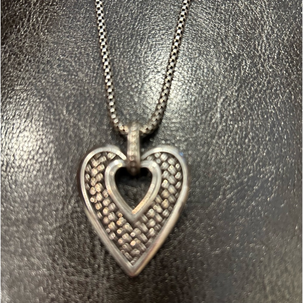 Brighton Ladies platinum color neckless heart
